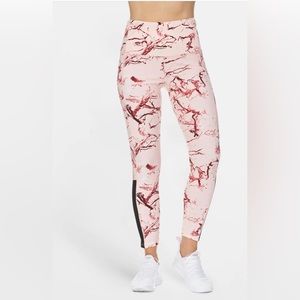 MESH & MARBLE HIGH WAIST 7/8 LEGGING WITH POCKETS